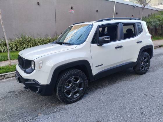 JEEP RENEGADE 2.0 16V TURBO DIESEL MOAB 4P 4X4 AUTOMÁTICO
